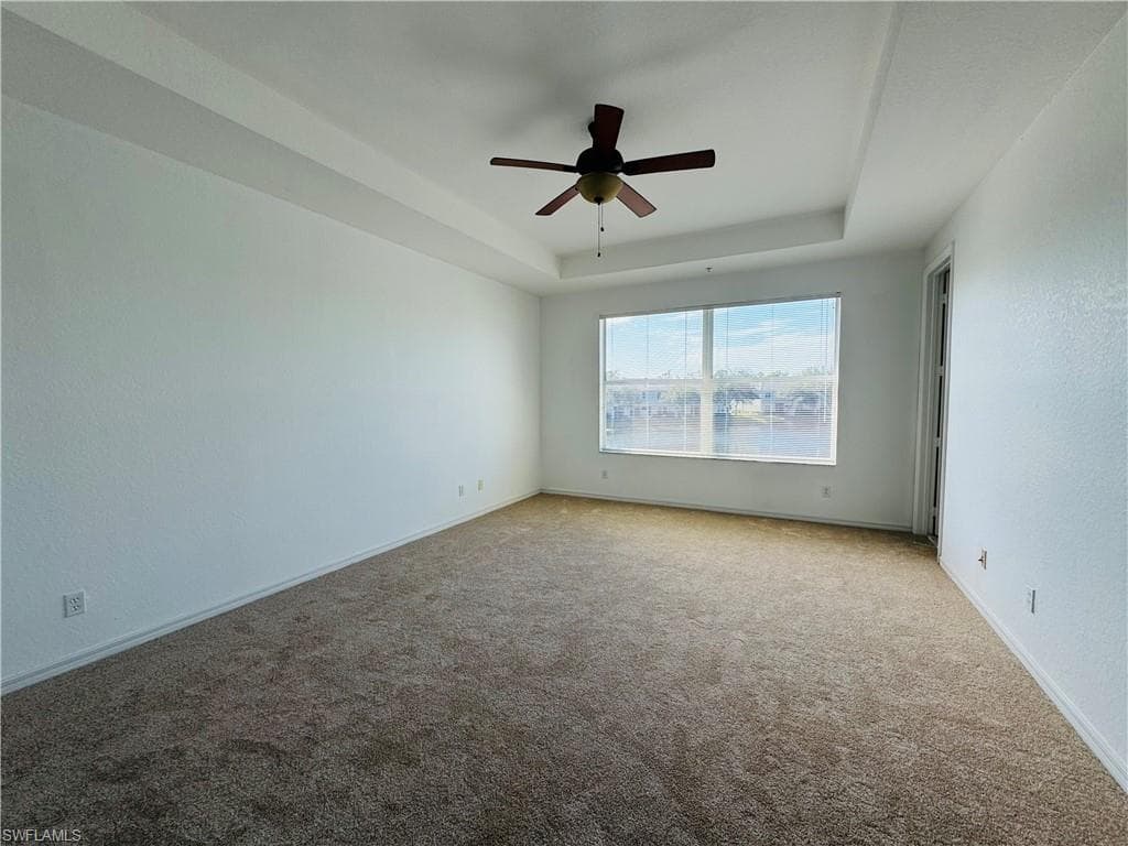 1400 Mariposa CIR # 103, NAPLES FL 34105-10