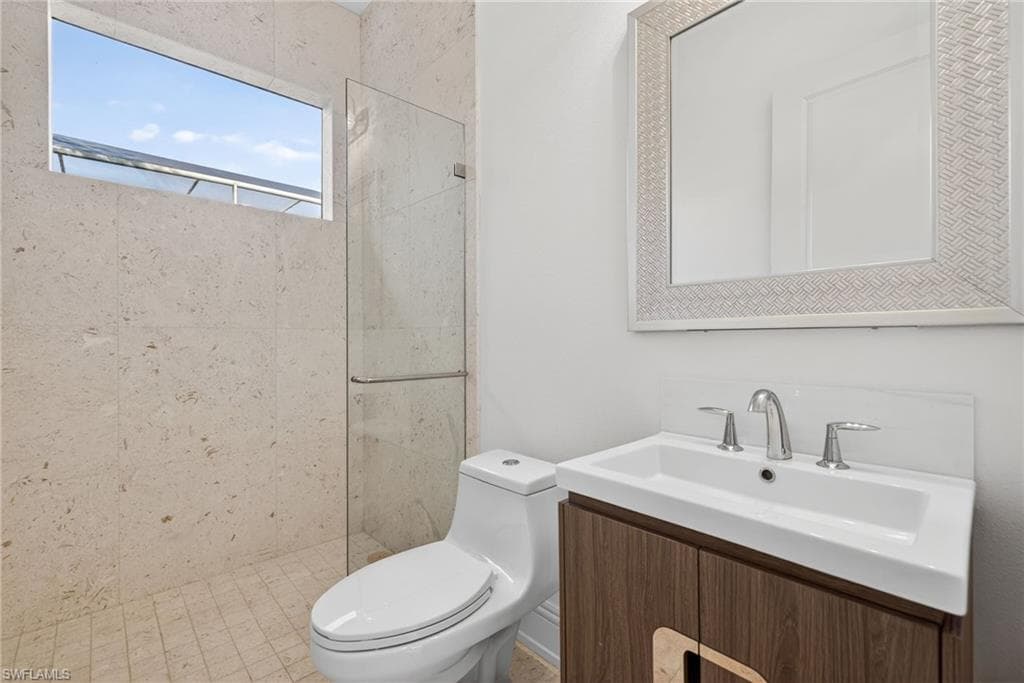 14668 Beaufort CIR, NAPLES FL 34119-23