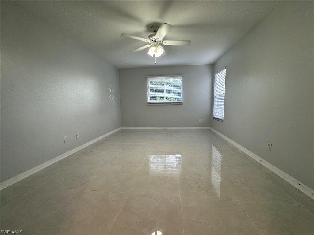 4649 Santiago LN, BONITA SPRINGS FL 34134-12