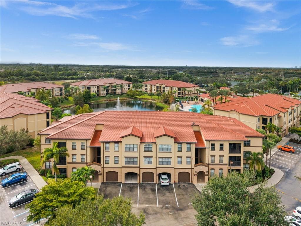 12930 Positano CIR # 307, NAPLES FL 34105-20