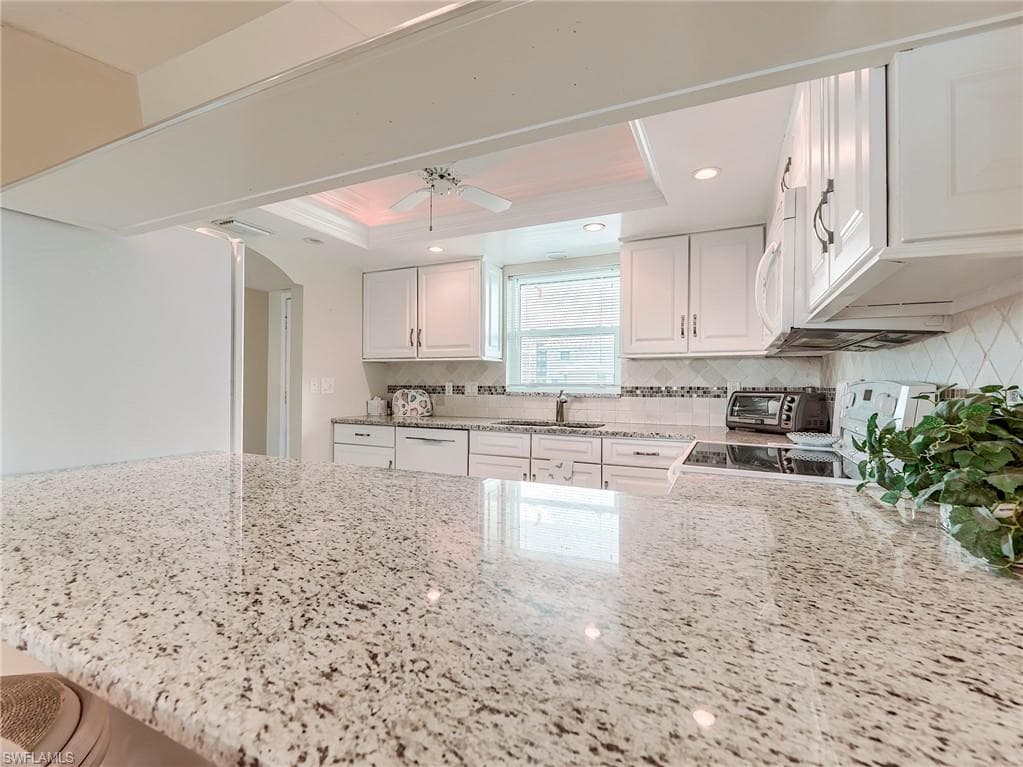 4571 Bay Beach LN # 373, FORT MYERS BEACH FL 33931-11