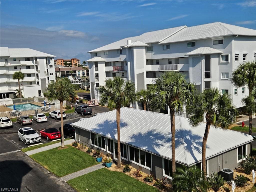 4571 Bay Beach LN # 373, FORT MYERS BEACH FL 33931-8