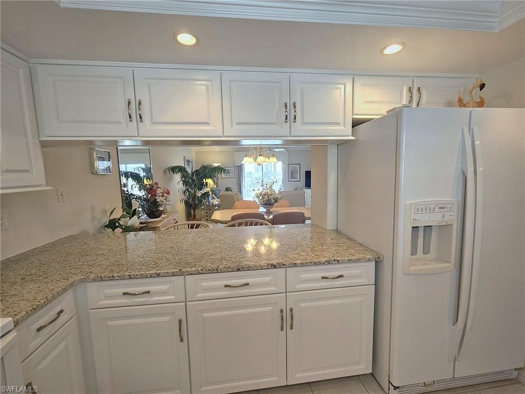 4571 Bay Beach LN # 373, FORT MYERS BEACH FL 33931-10