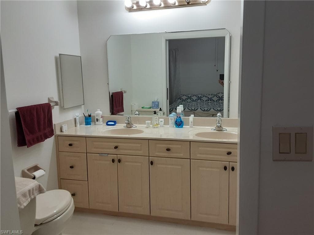 850 SE 1st TER, CAPE CORAL FL 33990-6