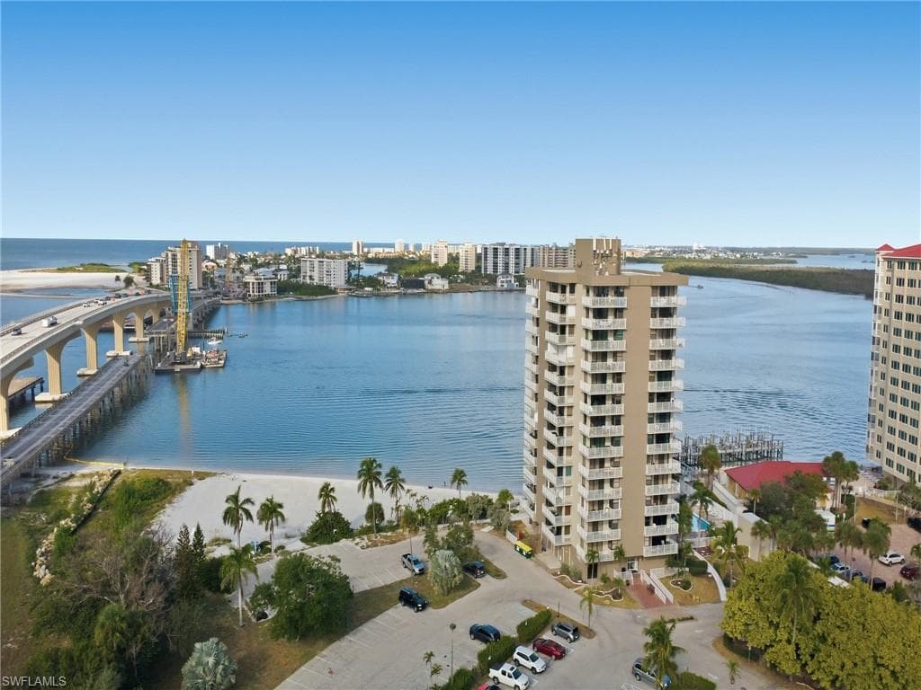 8701 Estero BLVD # 201, BONITA SPRINGS FL 33931-27