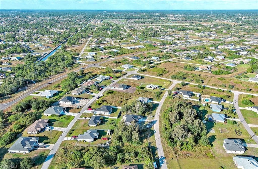 394 Palencia AVE, LEHIGH ACRES FL 33974-16