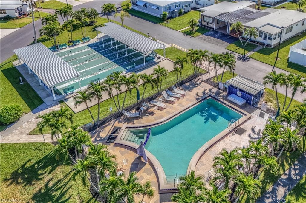 113 Enchanting BLVD, NAPLES FL 34112-22