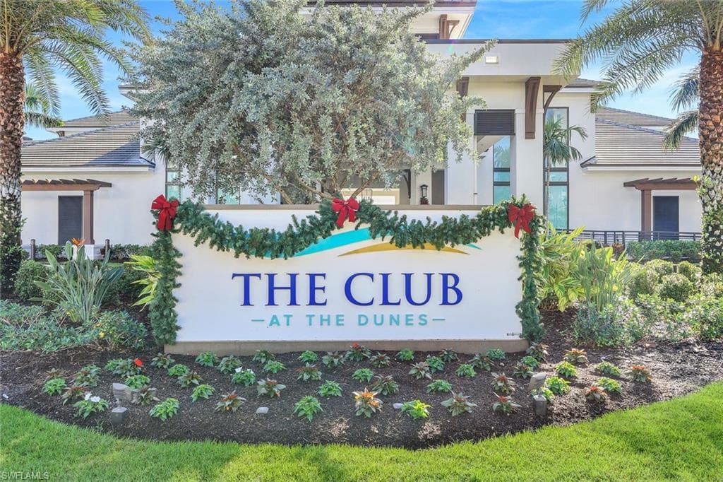415 Sea Grove LN # 102, NAPLES FL 34110-21