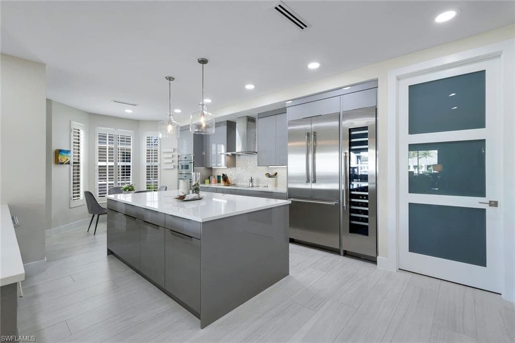 415 Sea Grove LN # 102, NAPLES FL 34110-6