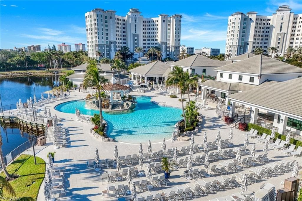 415 Sea Grove LN # 102, NAPLES FL 34110-35