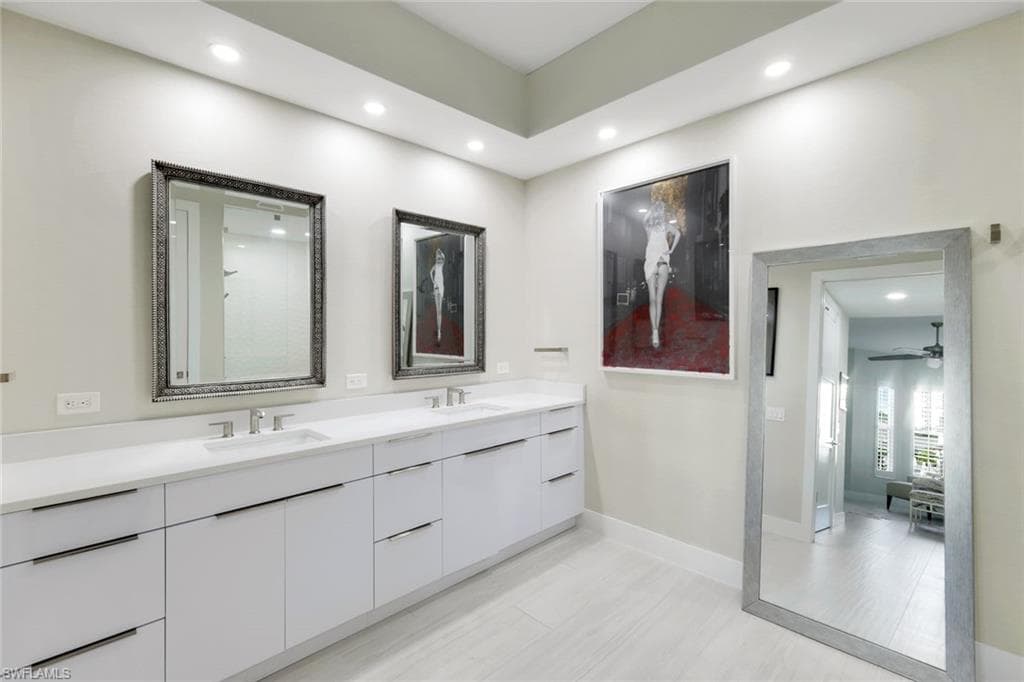 415 Sea Grove LN # 102, NAPLES FL 34110-13
