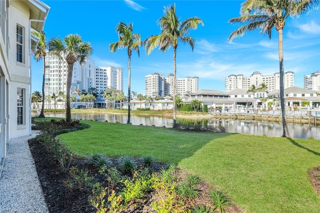 415 Sea Grove LN # 102, NAPLES FL 34110-20