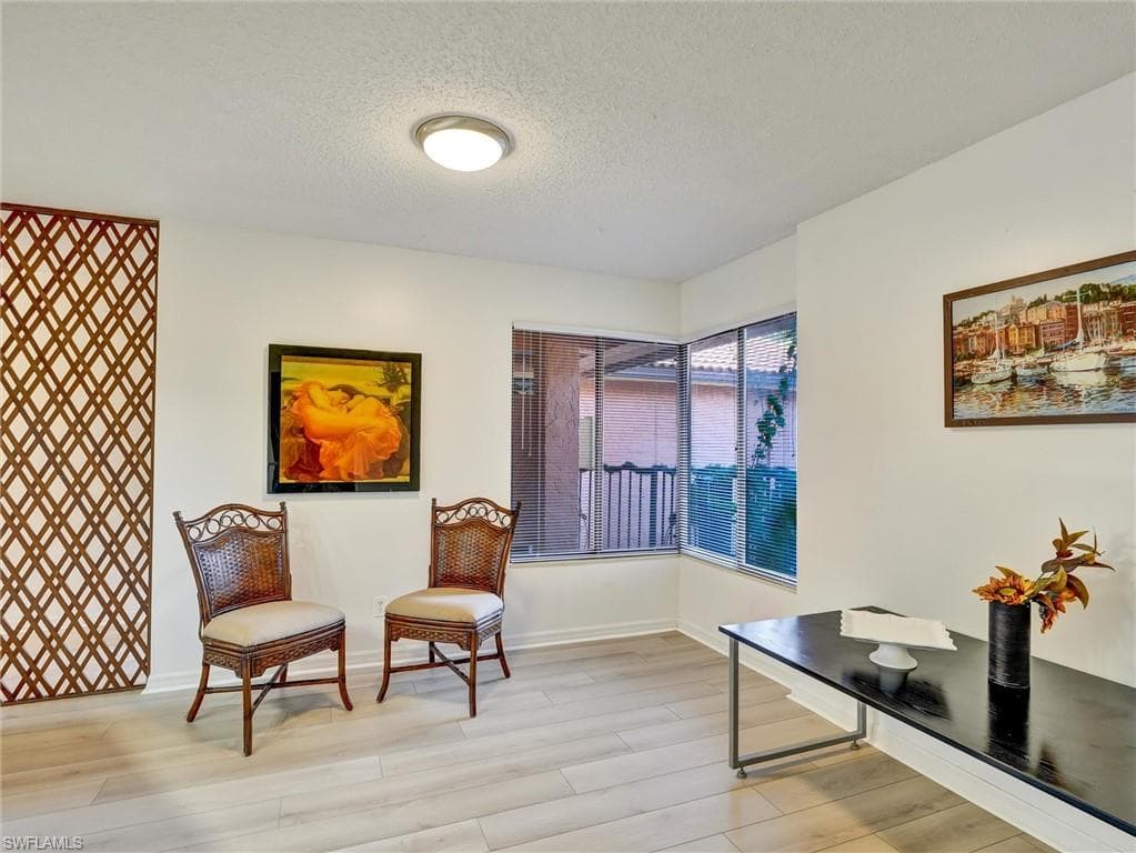 114 Cypress WAY E # D4, NAPLES FL 34110-11