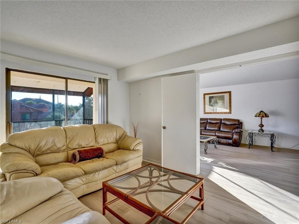 114 Cypress WAY E # D4, NAPLES FL 34110-13