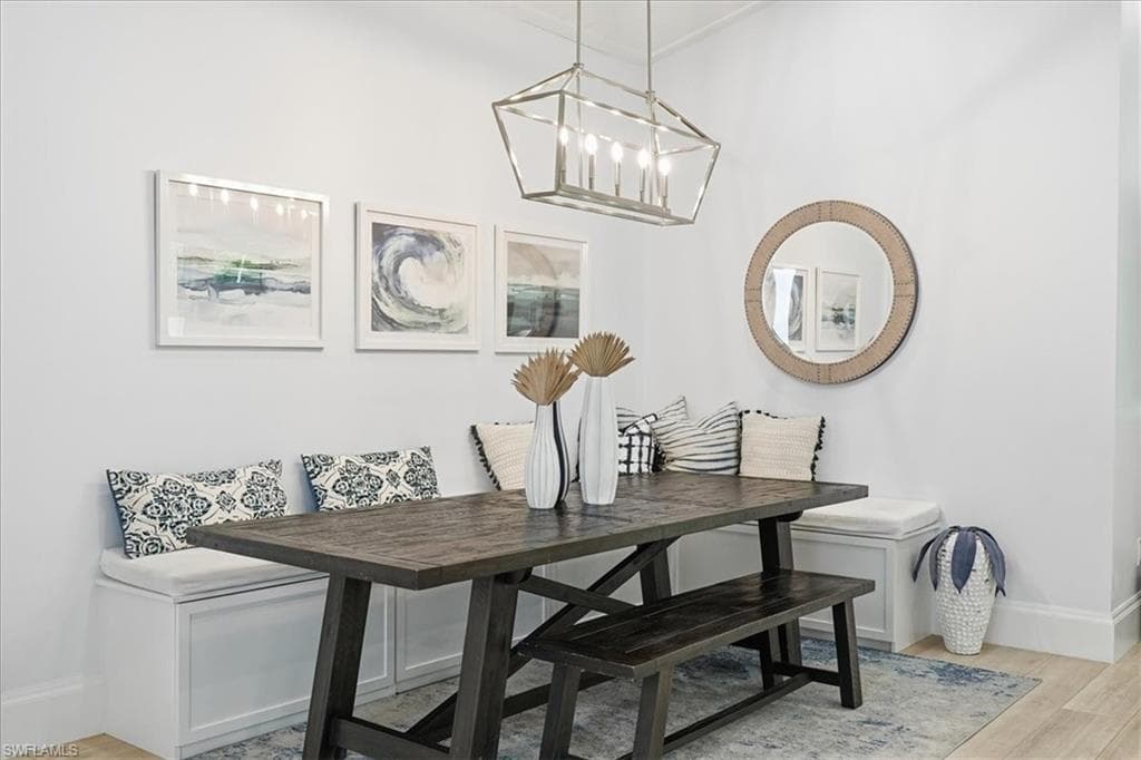 5130 Alpha CT, NAPLES FL 34105-2