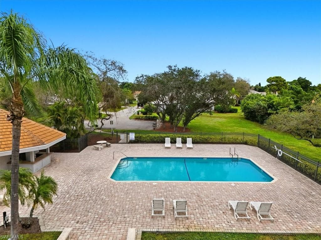 5130 Alpha CT, NAPLES FL 34105-47