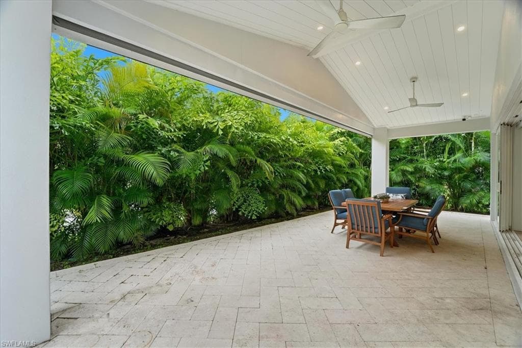 5130 Alpha CT, NAPLES FL 34105-18