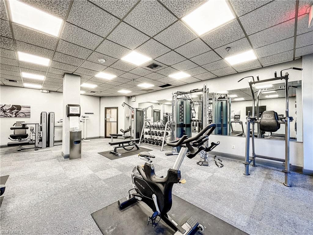 380 Seaview CT # 11709, MARCO ISLAND FL 34145-31