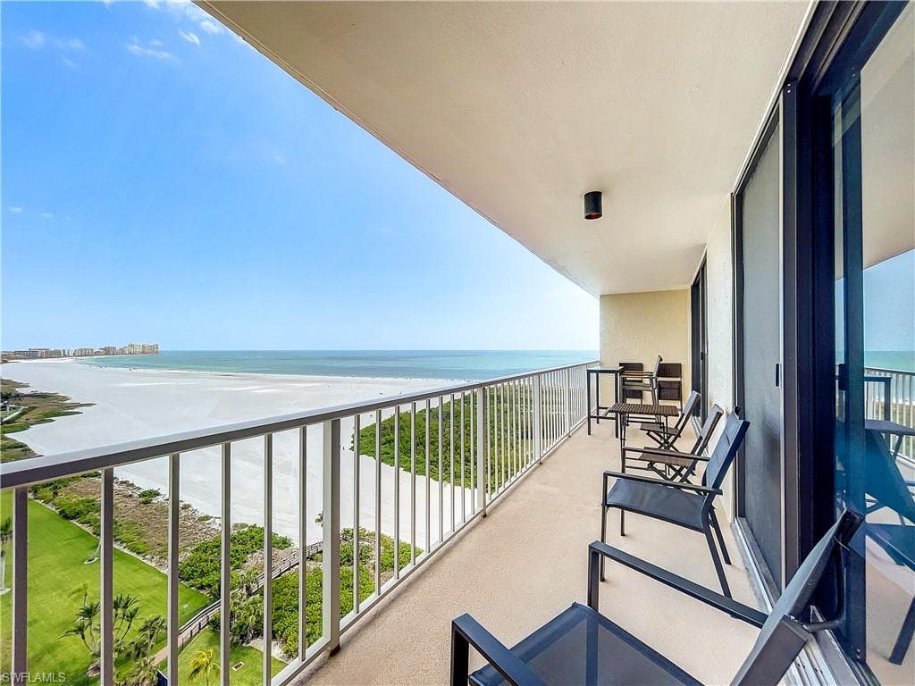 380 Seaview CT # 11709, MARCO ISLAND FL 34145-27