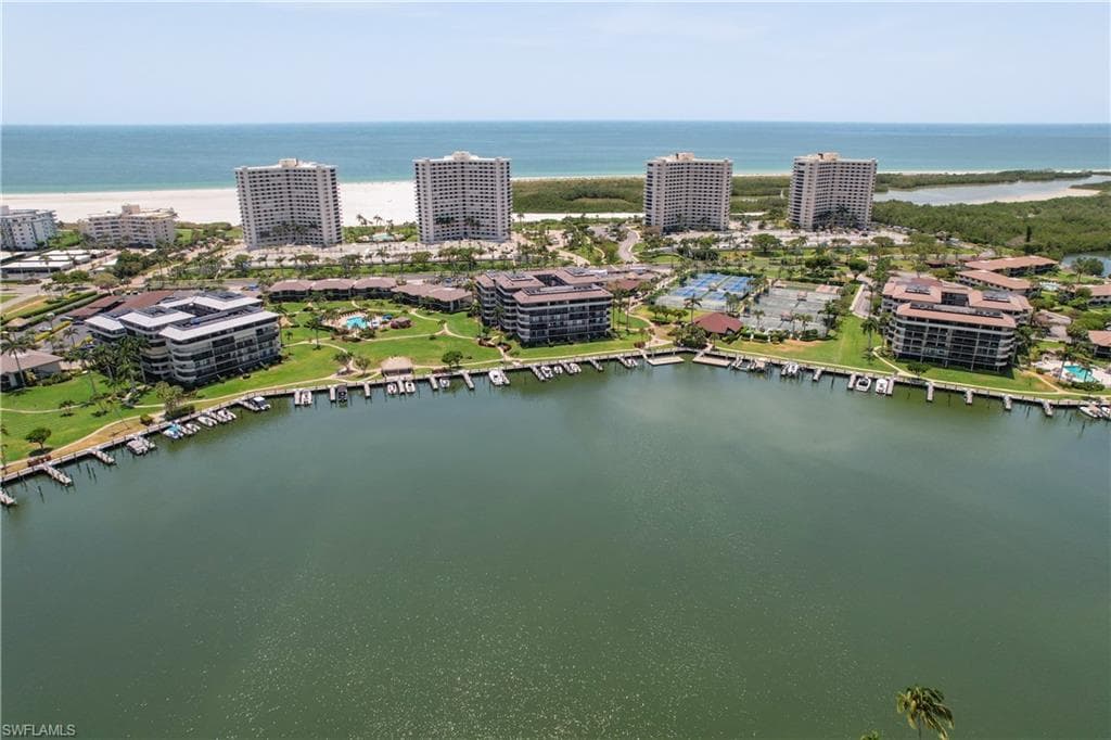 380 Seaview CT # 11709, MARCO ISLAND FL 34145-33