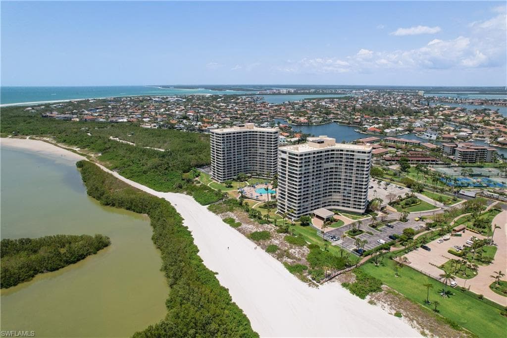 380 Seaview CT # 11709, MARCO ISLAND FL 34145-37