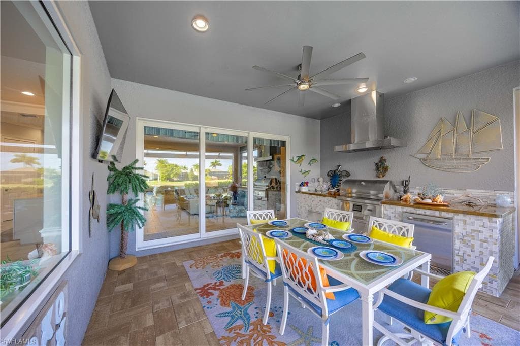 14748 Windward LN, NAPLES FL 34114-31