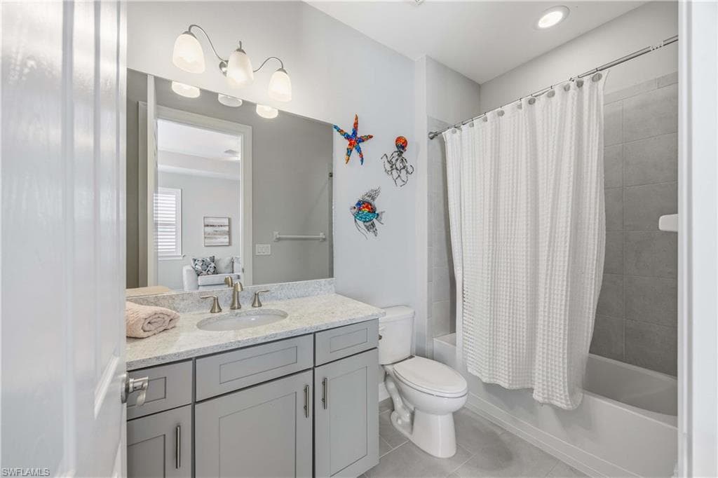 14748 Windward LN, NAPLES FL 34114-13