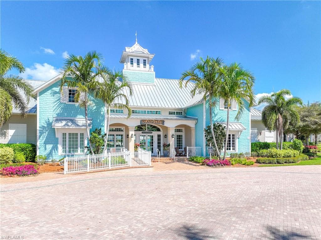 14748 Windward LN, NAPLES FL 34114-39