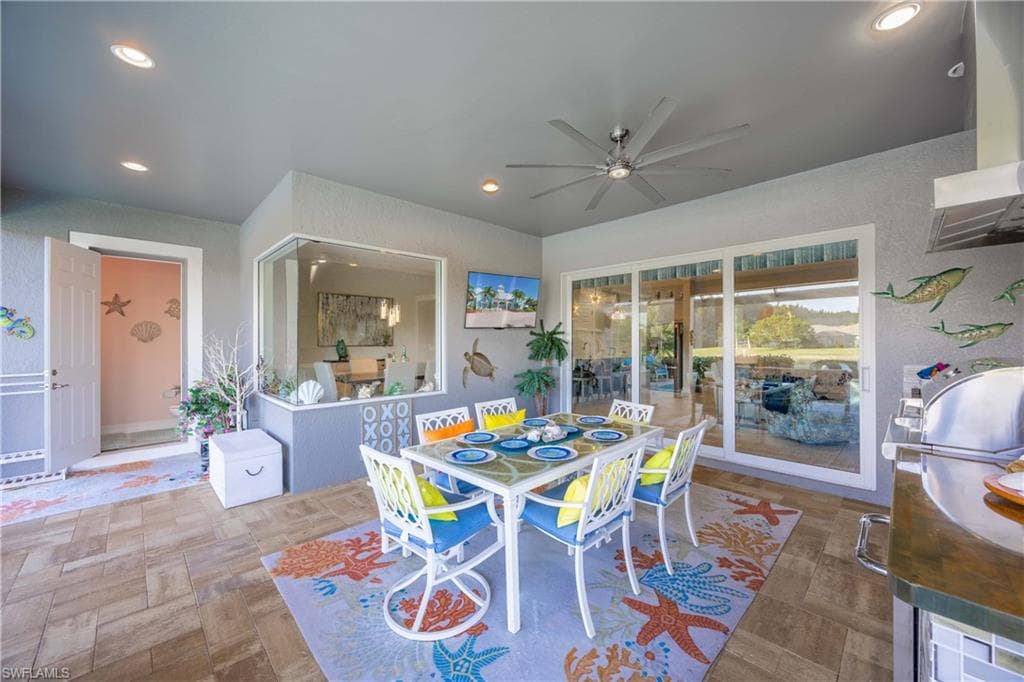 14748 Windward LN, NAPLES FL 34114-30