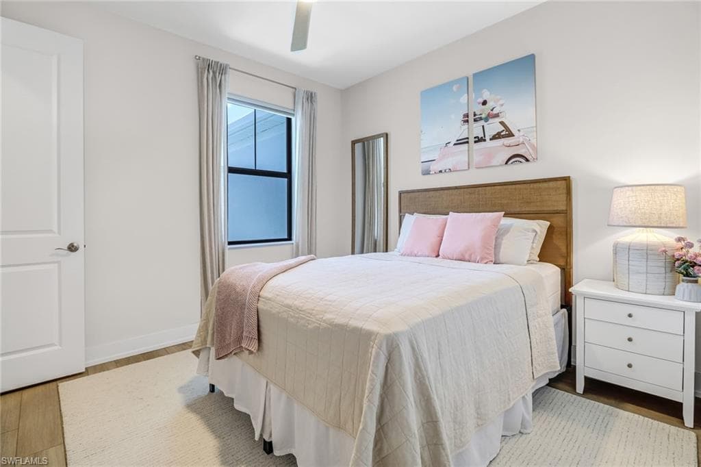 13082 Pembroke DR, NAPLES FL 34105-22