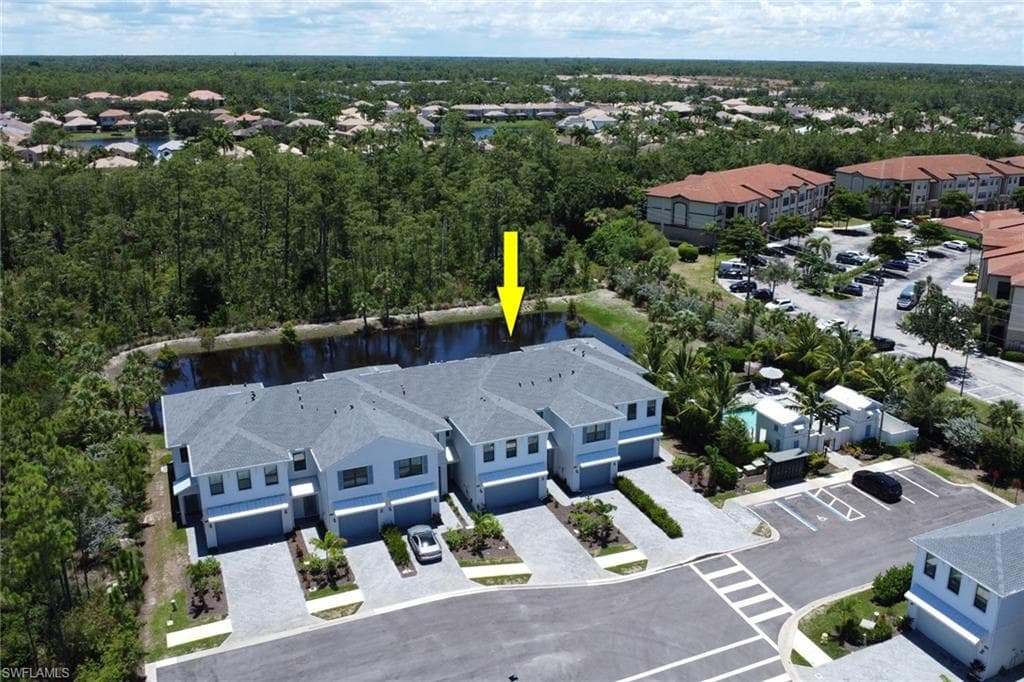 13082 Pembroke DR, NAPLES FL 34105-35