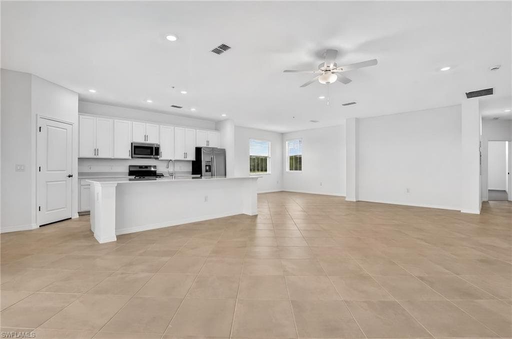 15888 Green Acres AVE 4222-18