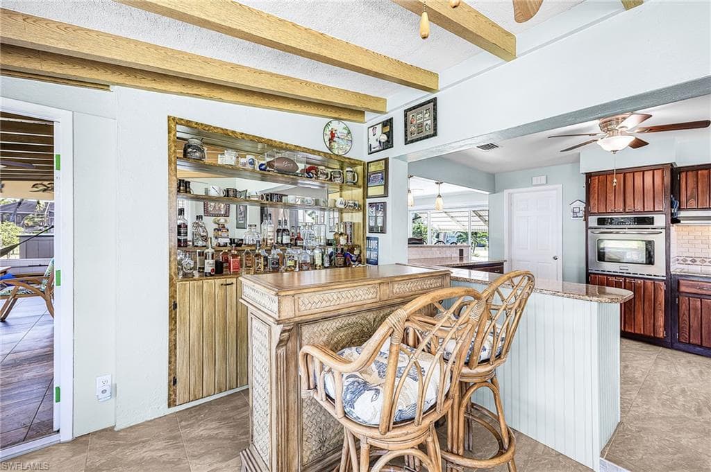 425 Pinecrest CT, CAPE CORAL FL 33904-14