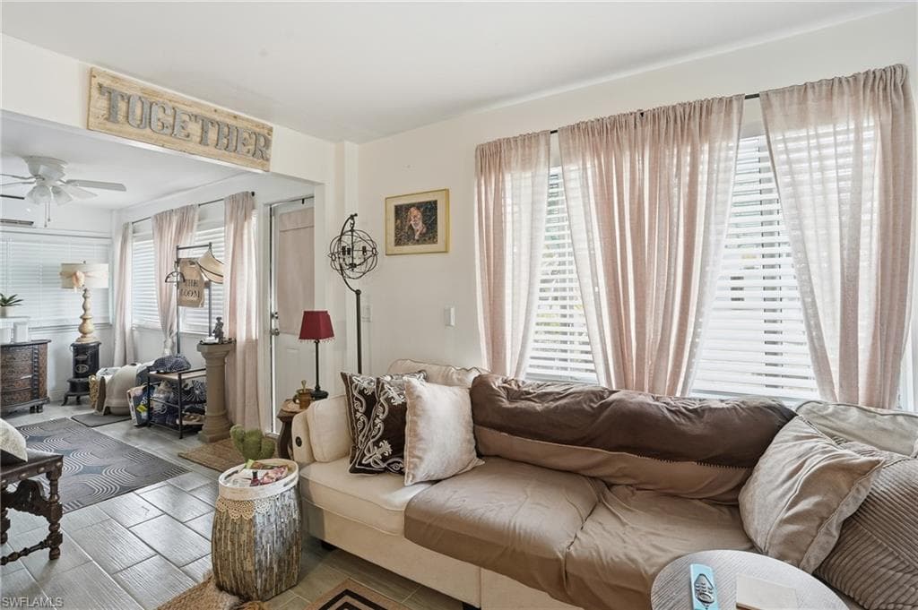 5474 Oak Ridge AVE, FORT MYERS BEACH FL 33931-11