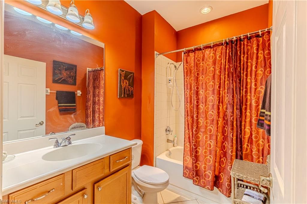 1761 Tarpon Bay DR S # 58, NAPLES FL 34119-10