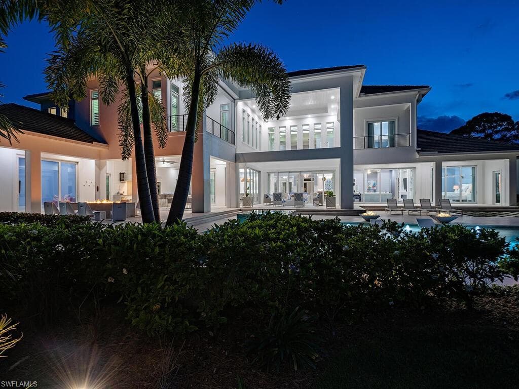 188 West ST, NAPLES FL 34108-1