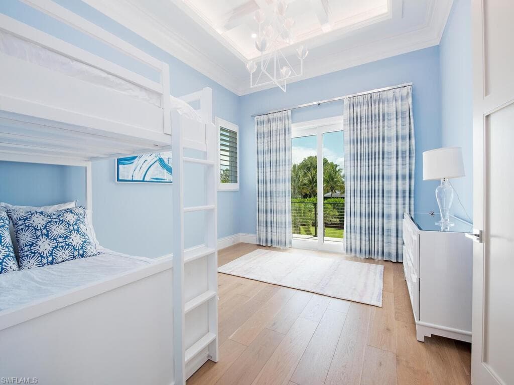 188 West ST, NAPLES FL 34108-29