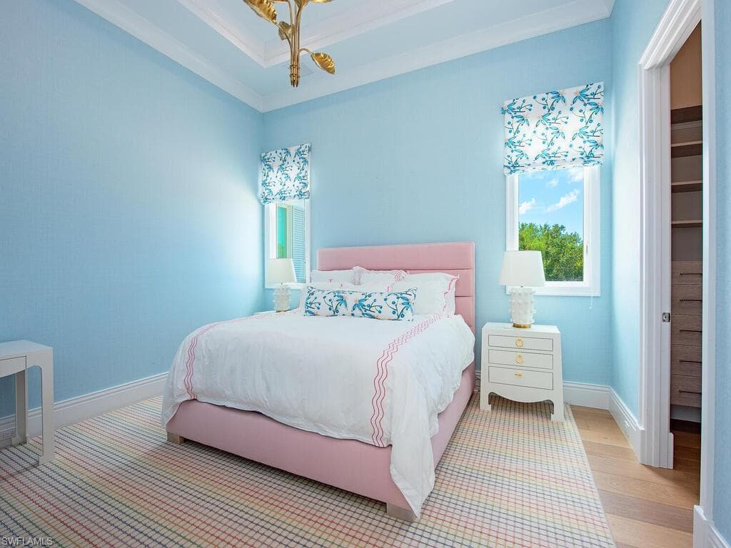 188 West ST, NAPLES FL 34108-33