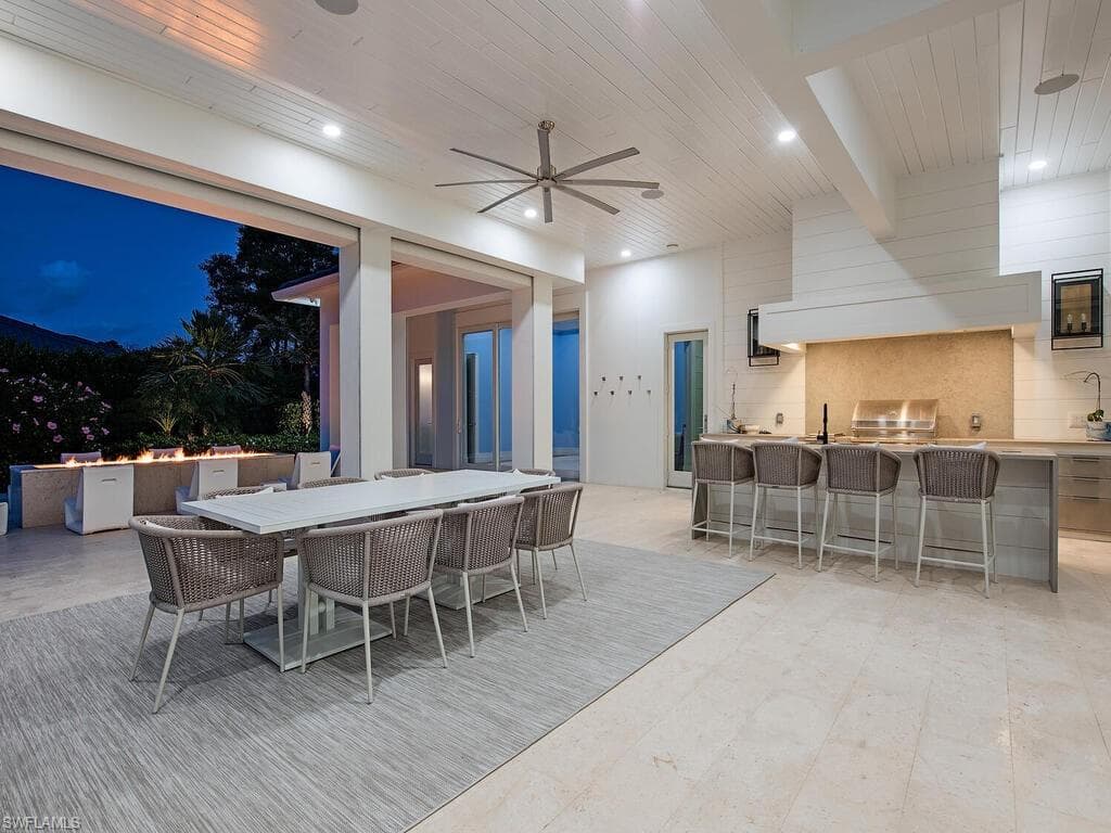 188 West ST, NAPLES FL 34108-9