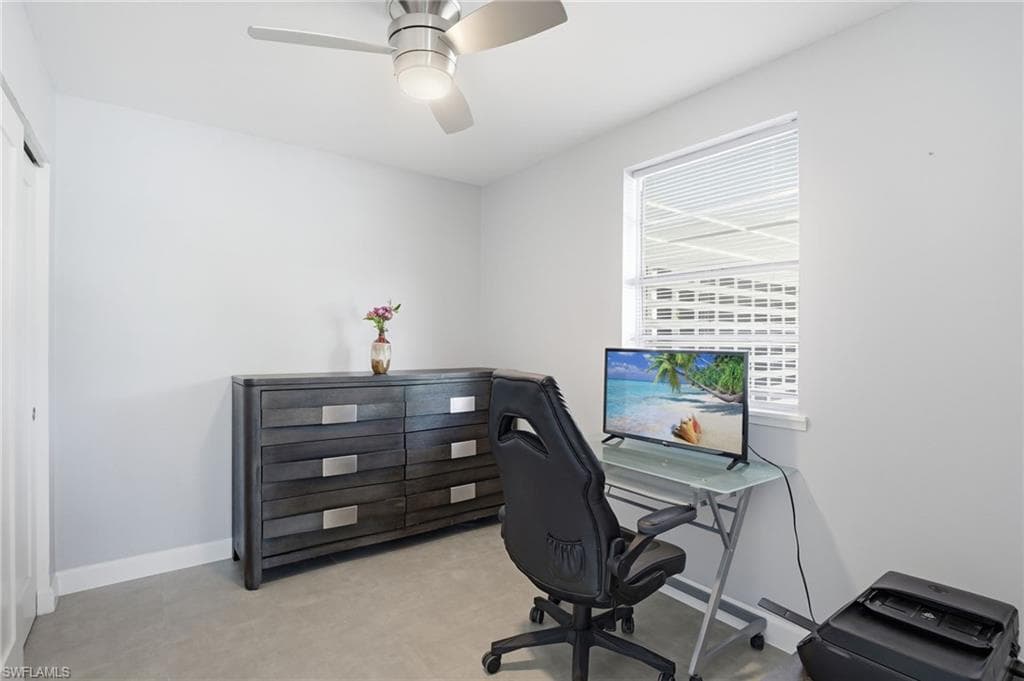 4518 W Alhambra CIR, NAPLES FL 34103-7