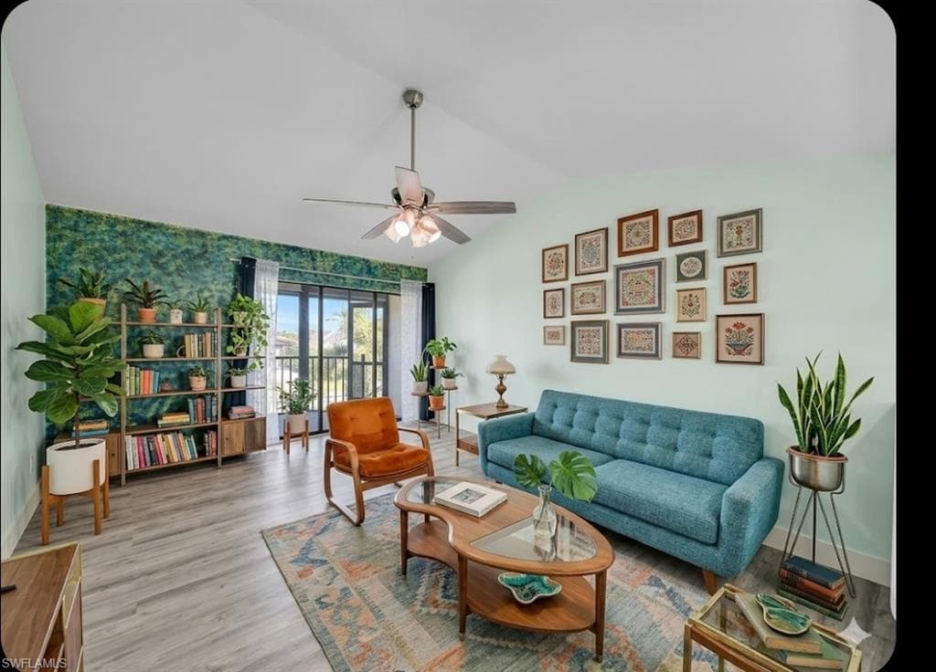 1521 SW 47th TER 204-9