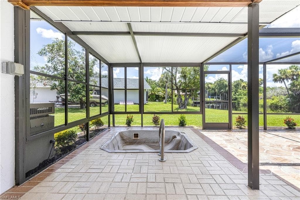 7436 Dana Lin CIR, NORTH FORT MYERS FL 33917-26