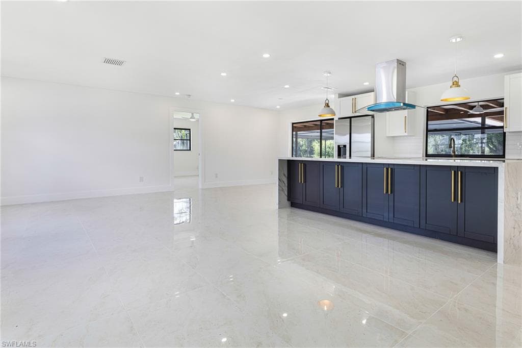 7436 Dana Lin CIR, NORTH FORT MYERS FL 33917-4