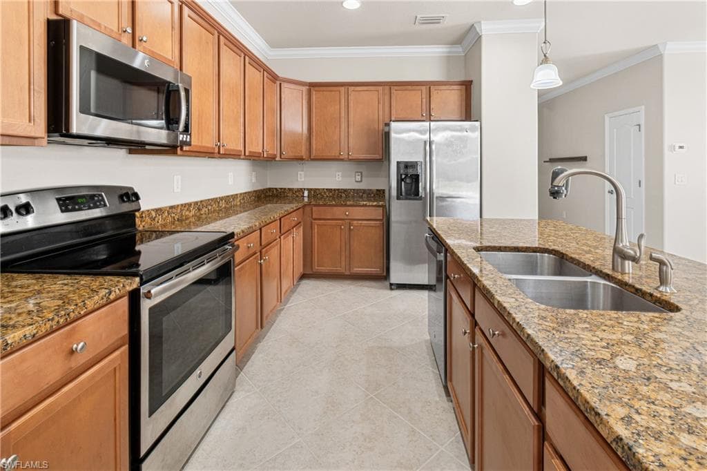 11064 Cherry Laurel DR, FORT MYERS FL 33912-8