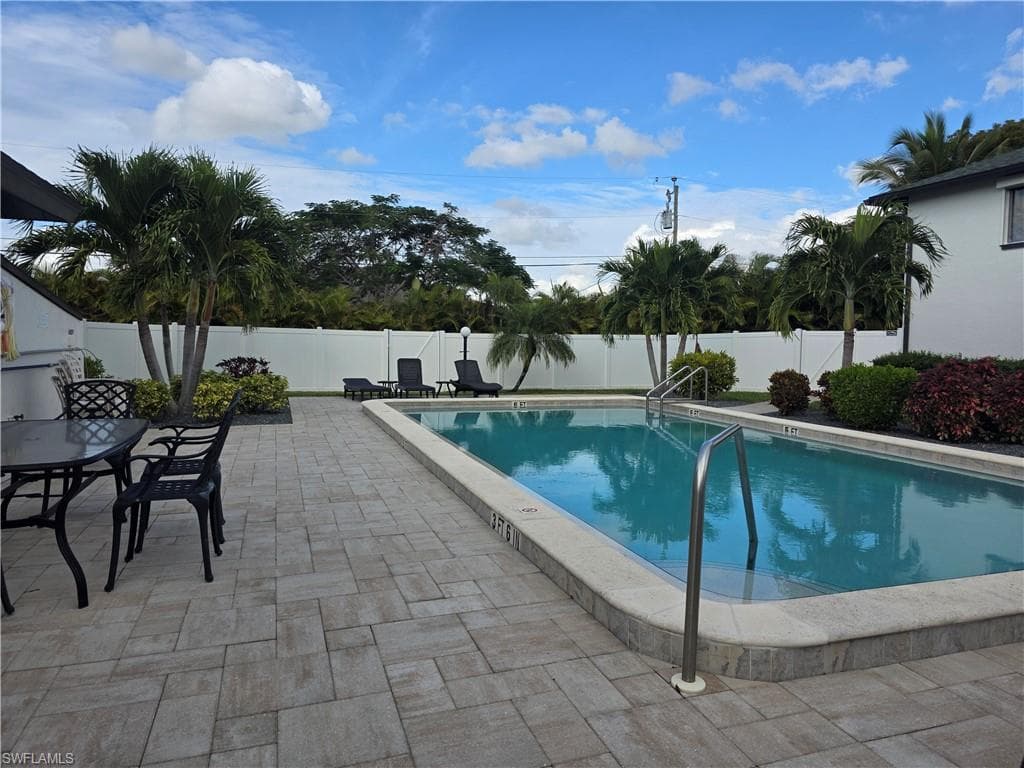 1507 Cape Coral PKWY W # 6, CAPE CORAL FL 33914-32