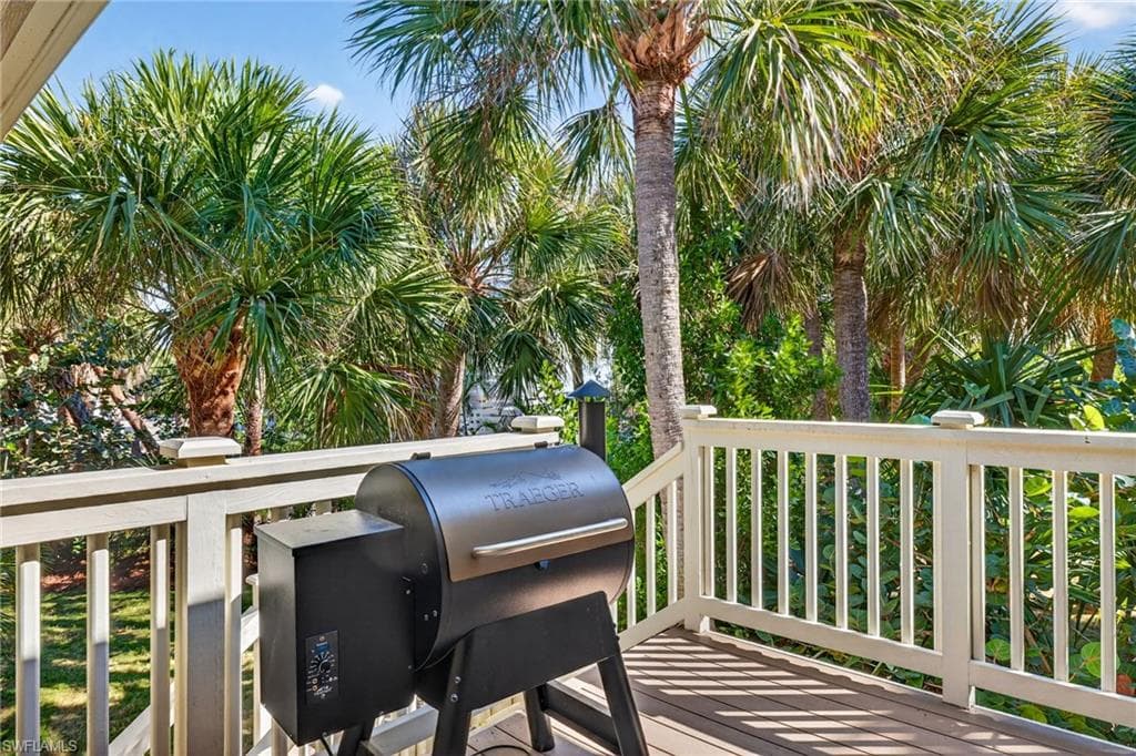 3990 Coquina DR, SANIBEL FL 33957-29
