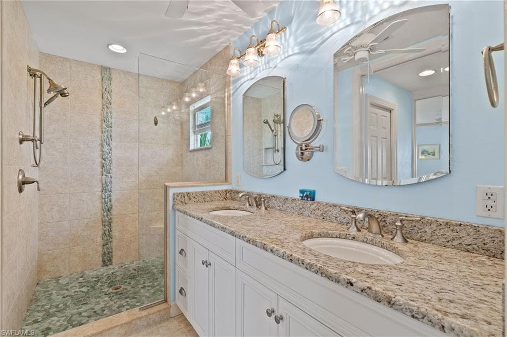 736 Durion CT, SANIBEL FL 33957-21