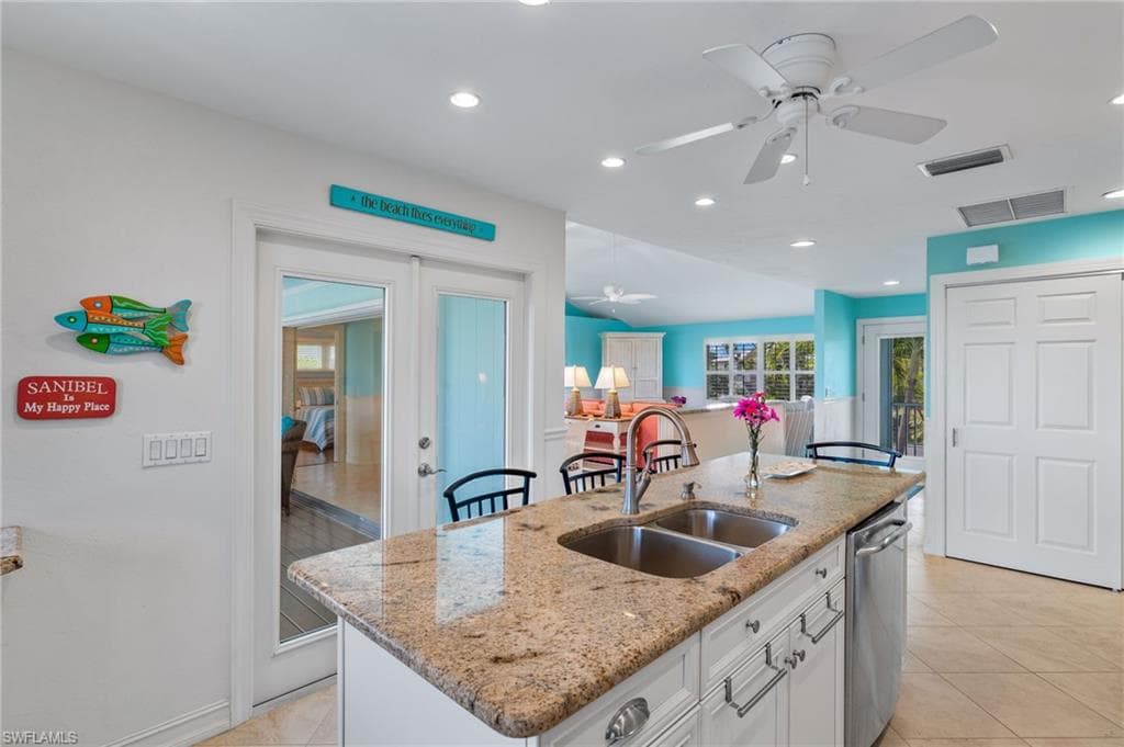 736 Durion CT, SANIBEL FL 33957-7