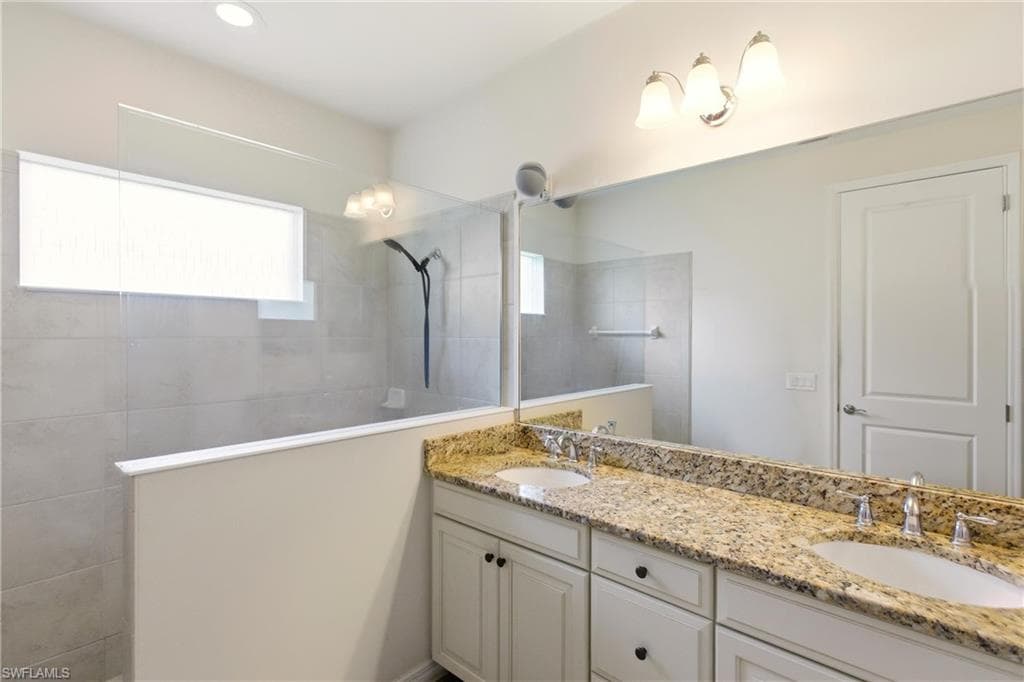 14503 Manchester DR, NAPLES FL 34114-19