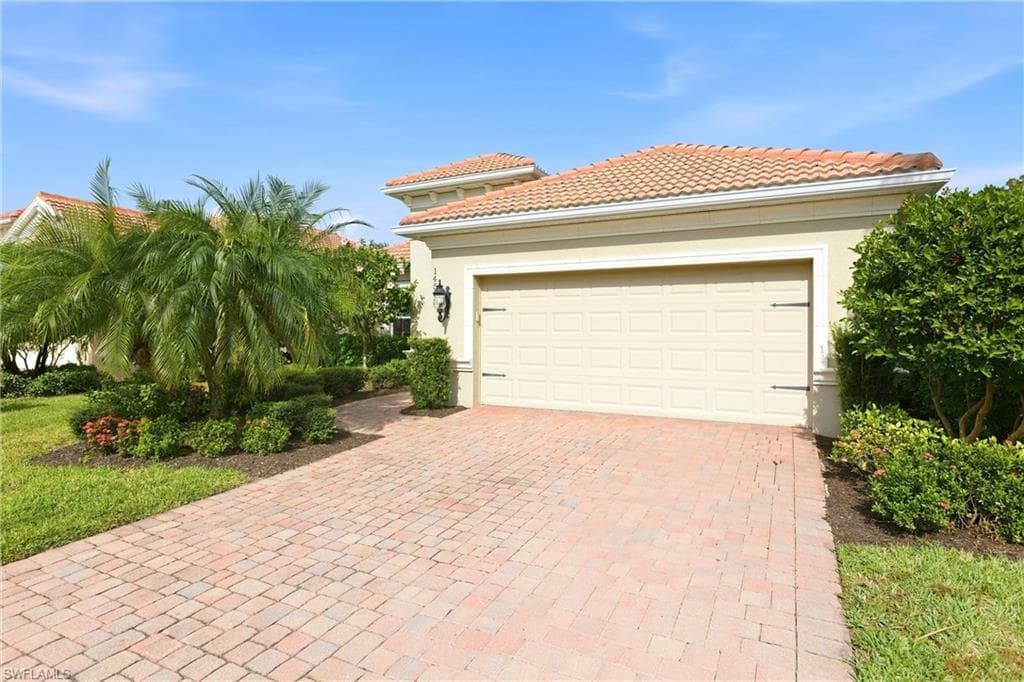 14503 Manchester DR, NAPLES FL 34114-37